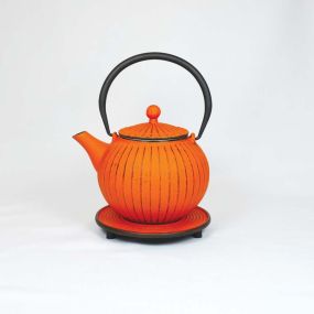 Чайник чугунен с цедка Chokoreto JA 800 мл оранжев с подложка
